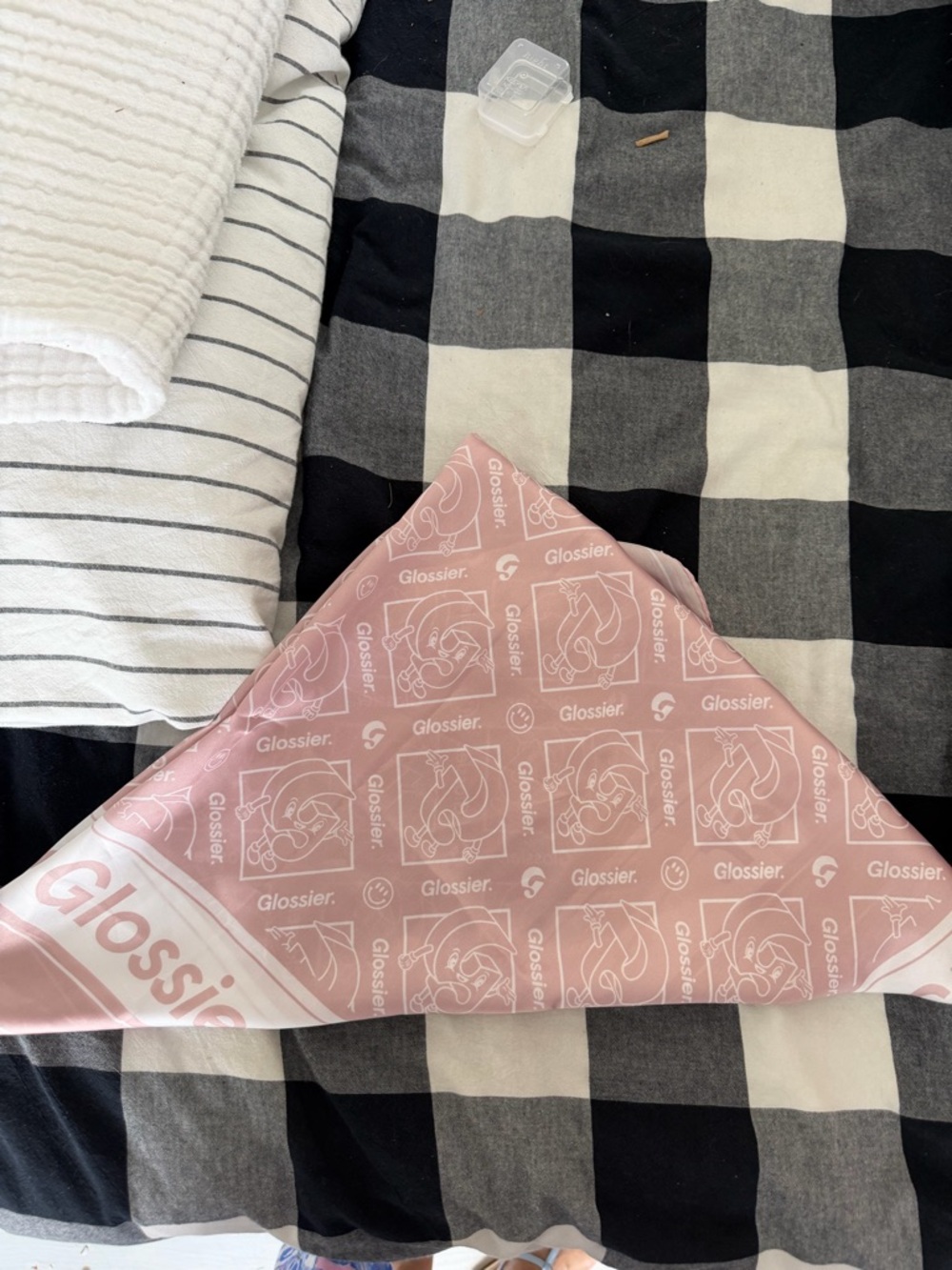 Glossier Pink Logo Scarf Pillowcase - Soft Blush Print